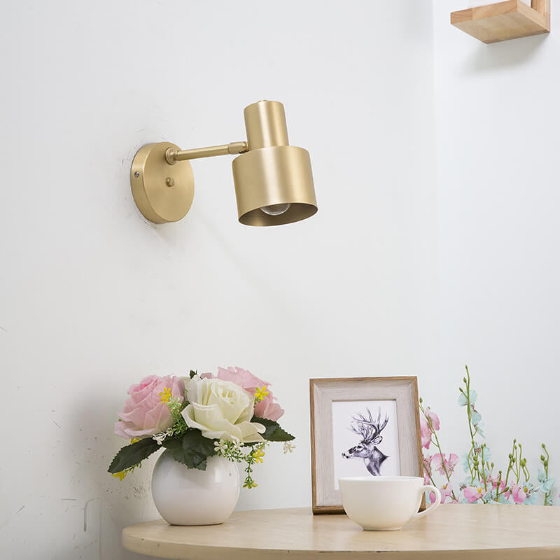 AuraGold – Minimalistische Goldene Wandleuchte