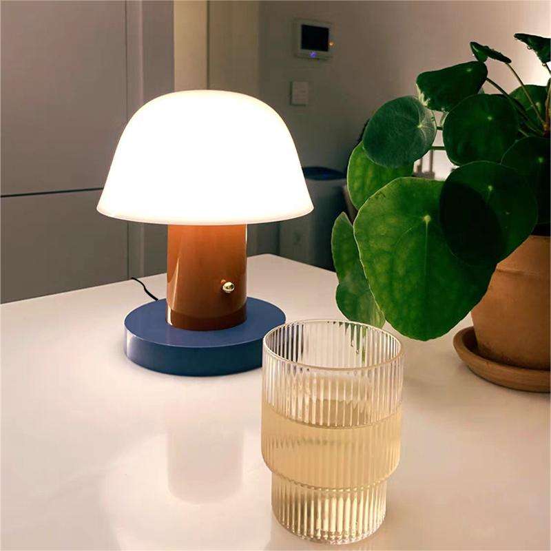 Moderne Tischlampe in Pilzform – LED – Warmes Licht für Wohnzimmer