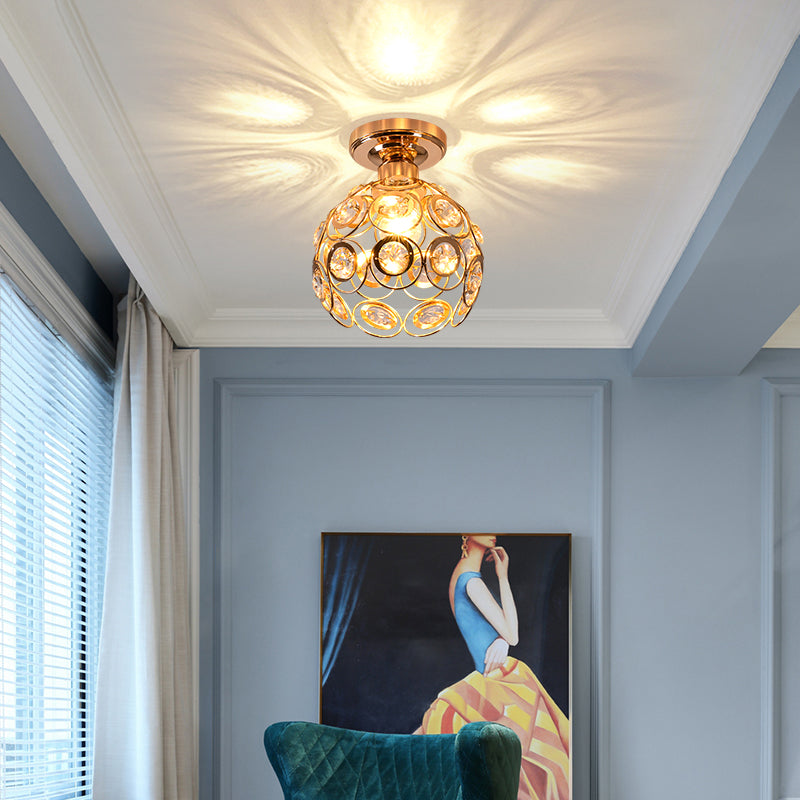 AuroraLuxe - Luxuriöse Kristall-Deckenleuchte mit Gold-Finish für Wohnzimmer oder Flur
