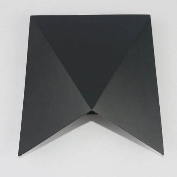 Origami LED-Wandleuchte - Modernes schwarz-weißes Origami-Design für Wohnzimmer oder Flur