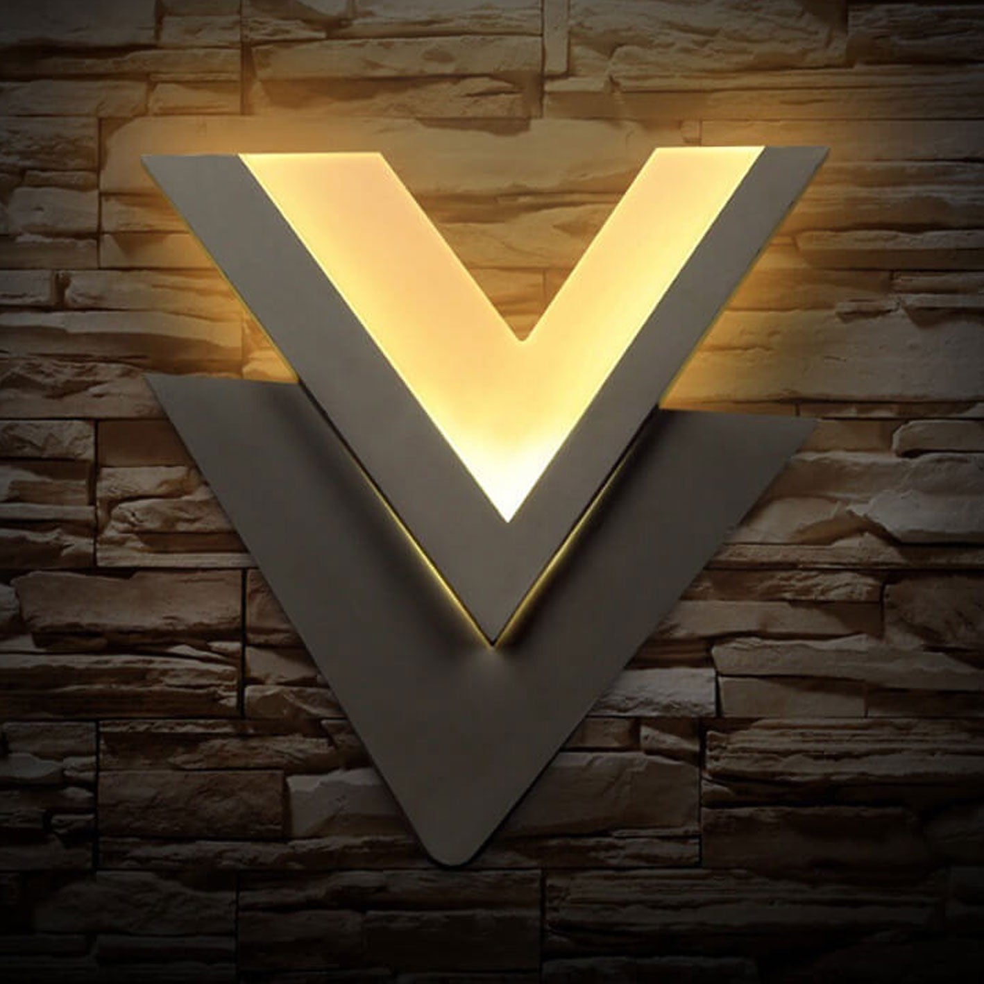 V-Lume - Moderne V-förmige LED-Wandleuchte