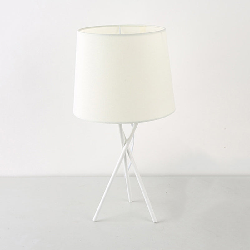 LumiTact Tischlampe Minimalistisch Stoffschirm Warmweiß Schlafzimmer
