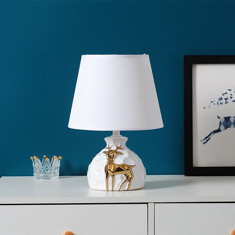 DeerVase Tischlampe Landhausstil Keramikfuß Beige Wohnzimmer