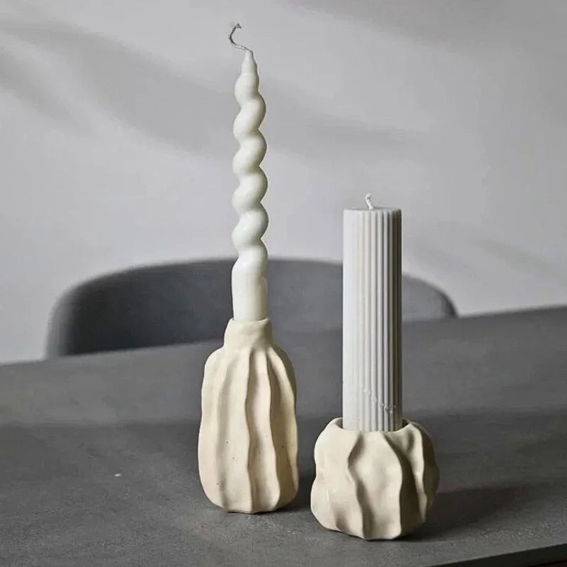 LumoForm Kerzenhalter Modern Skulptur-Design Schwarz für Innenräume