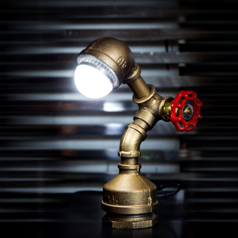 BrassBot Steampunk Tischlampe Messing Retro Schalter Büro