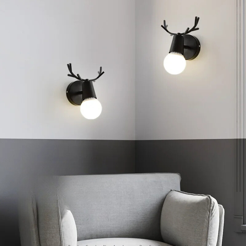 AntlerBeam Playful Wandleuchte - Buntes skandinavisches Design für Kinderzimmer
