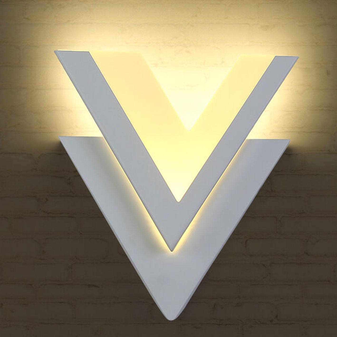 V-Lume - Moderne V-förmige LED-Wandleuchte