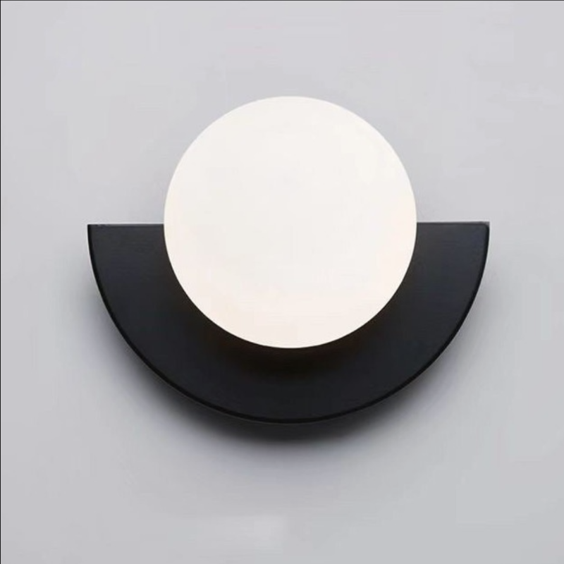 Maud LED Wandleuchte – Modernes Alluminium- und Glasdesign für Wohnzimmer & Schlafzimmer