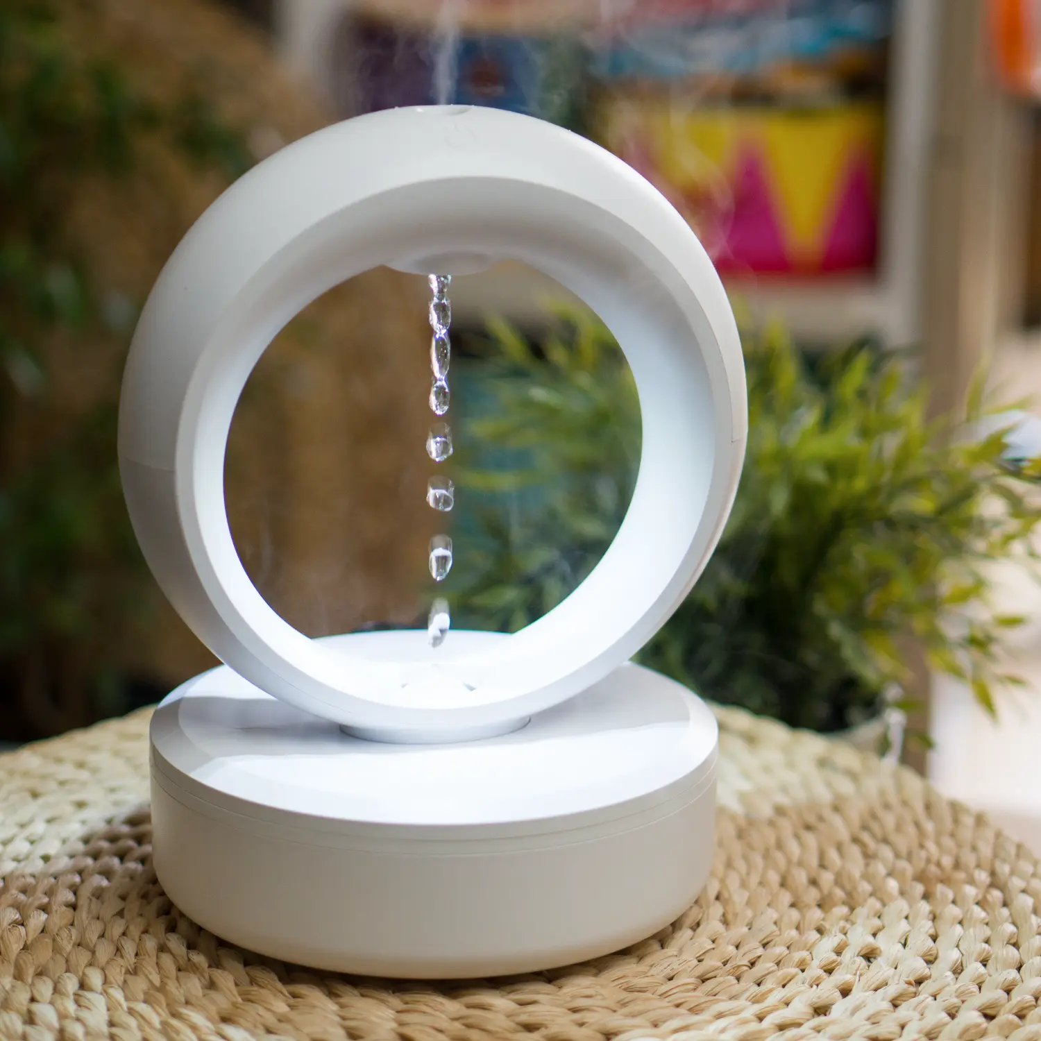AeroGlow Schwebe-Lampe mit Nebeleffekt Weiß für Terrasse