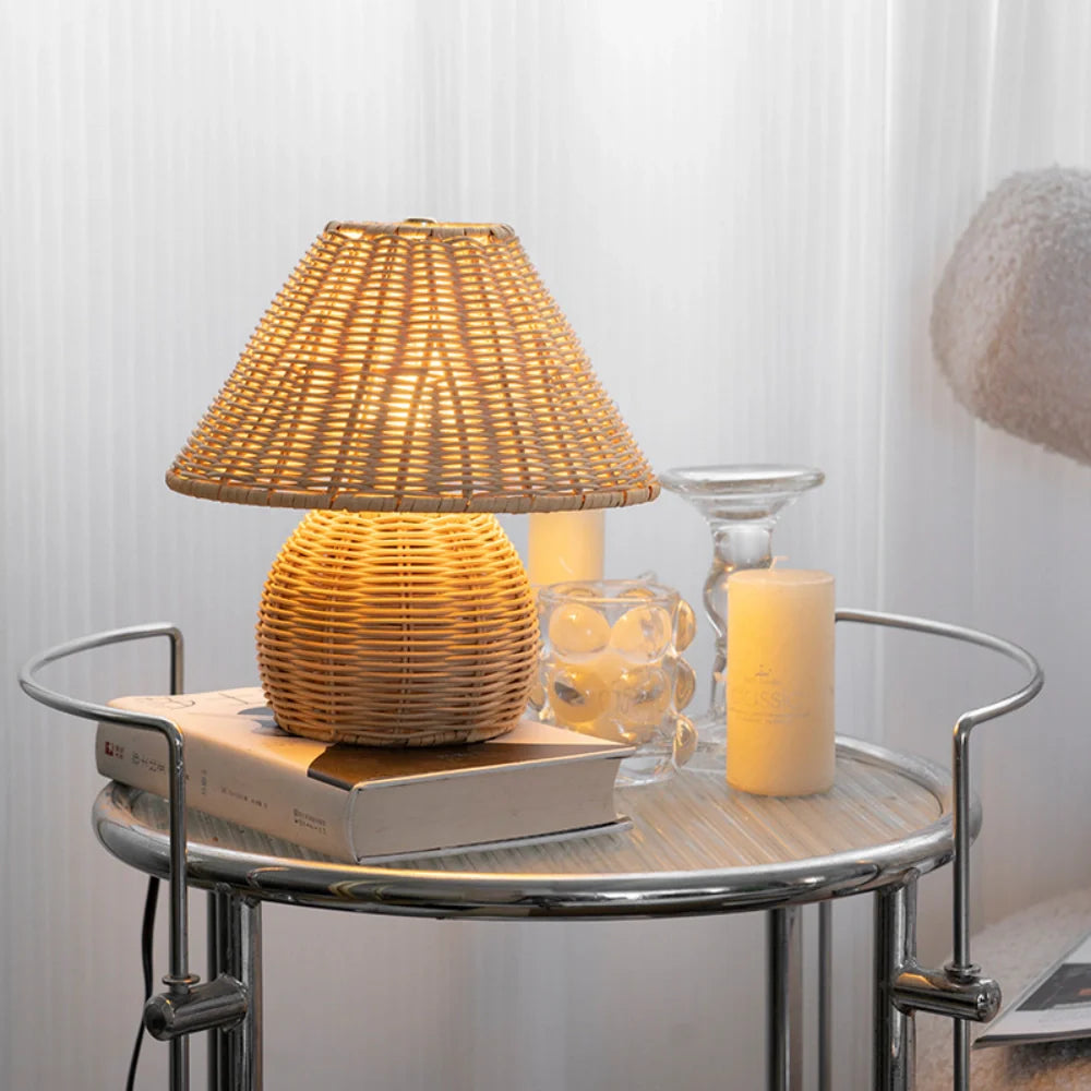 LumiFlecht Tischlampe Boho Stil Rattanoptik Warmlicht für Wohnzimmer