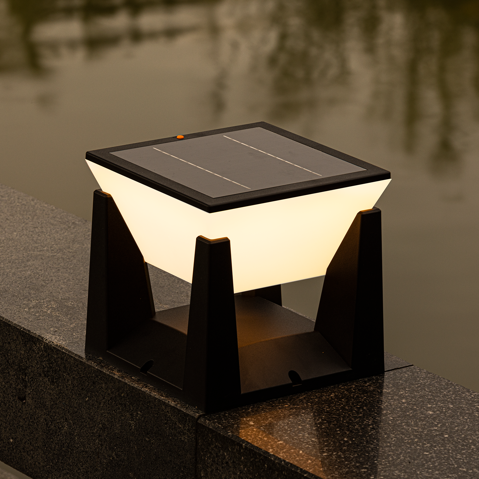 SolaWege LED Wegleuchte – Solar Außenlampe Schwarz für Garten