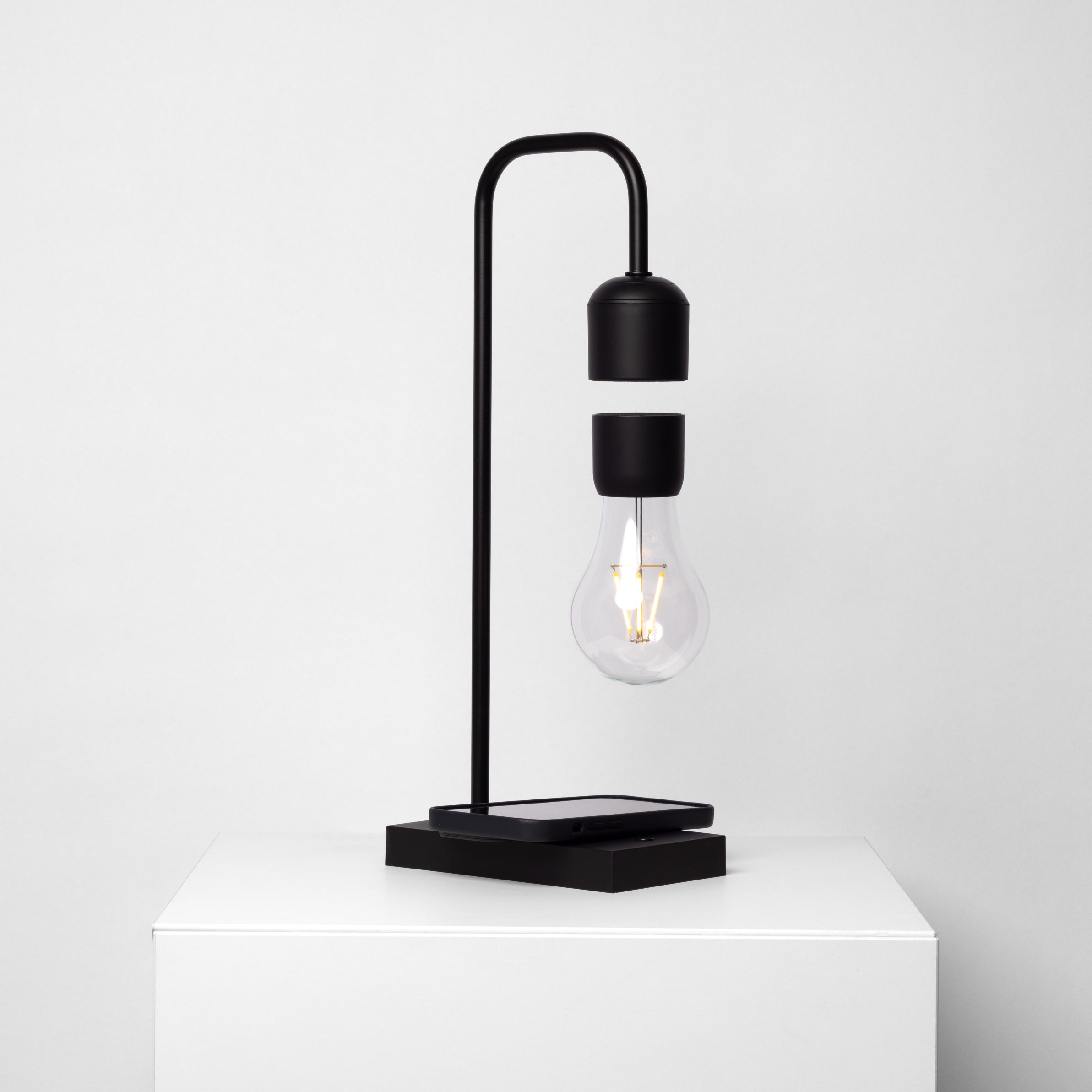 HoverLite - Minimalistische kabellose schwebende LED-Lampe