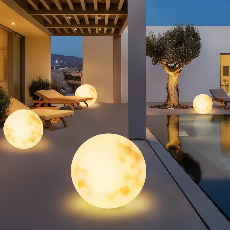 LunaLuxe – LED Gartenleuchte im Mond-Design für Außenbereich