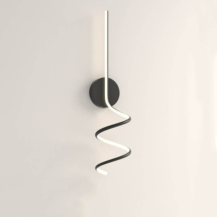 TwirlLight - Minimalistische LED-Wandleuchte mit kreativen Linien