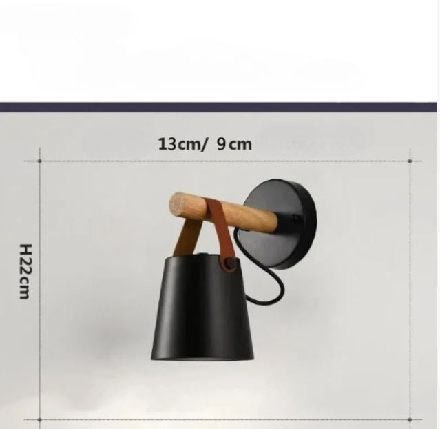 SkandiShine - LED-Wandleuchte mit Holz & Leder
