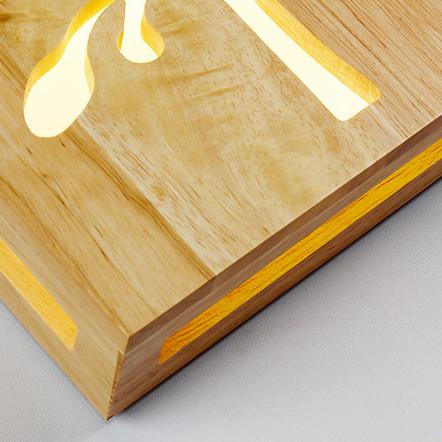 LumiHout – LED-Holzwandlampe mit Muster