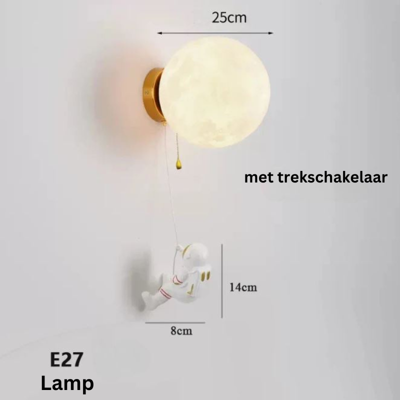 MoonVoyage – Mondförmige Astronauten-Wandleuchte