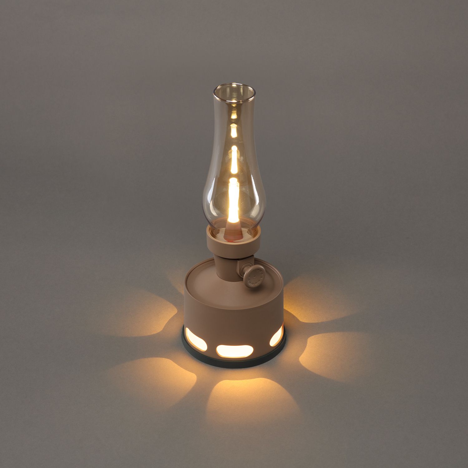 LumoLantern Vintage LED Laterne warmweiß schwarz für Garten & Terrasse