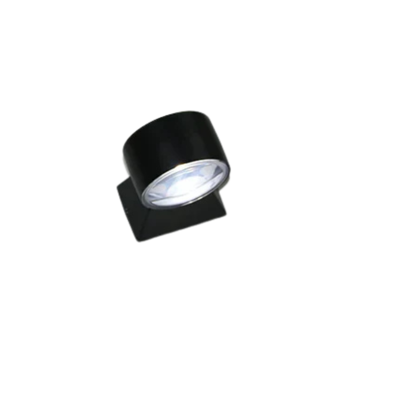 AquaLux – Stilvolle und Wasserfeste Gartenlampe aus Aluminium
