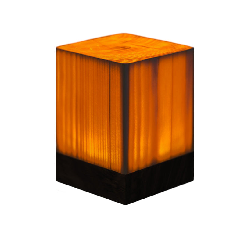 HolzGlow – Moderne LED-Tischlampe mit Akku & Touch, Schlafzimmer