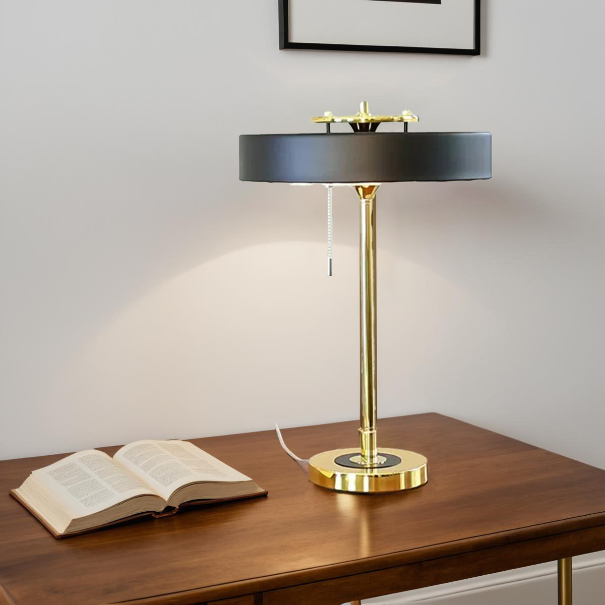 Retro Tischlampe im Nordic Stil – LED – Warmes Licht – Wohnzimmer