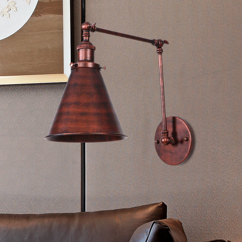 RustiGlow - Industrielle Kegel-Wandlampe im Bauernstil