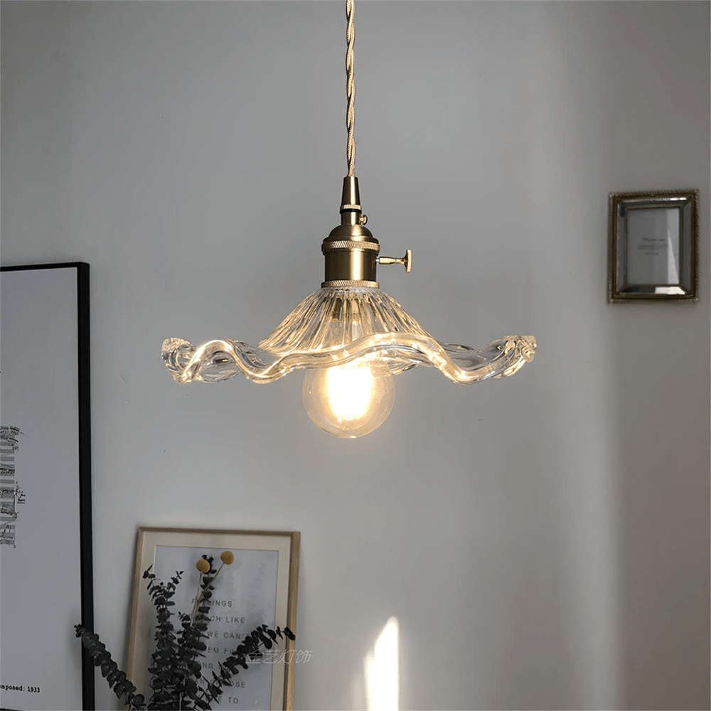 Tropical Bloom Pendelleuchte aus Glas & Messing