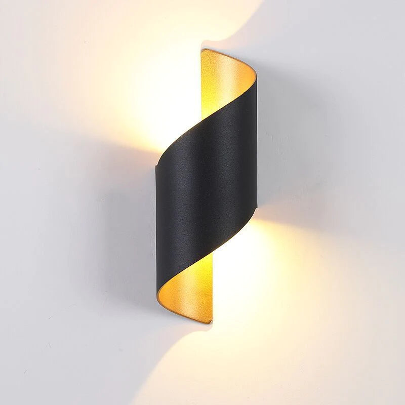 VernoSpiral LED-Wandleuchte – Spiraldesign aus Metall in Schwarz & Weiß