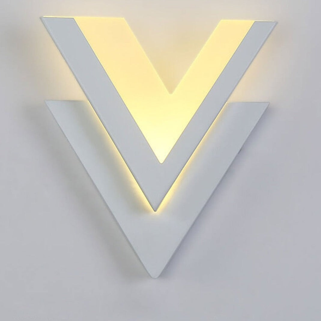 V-Lume - Moderne V-förmige LED-Wandleuchte