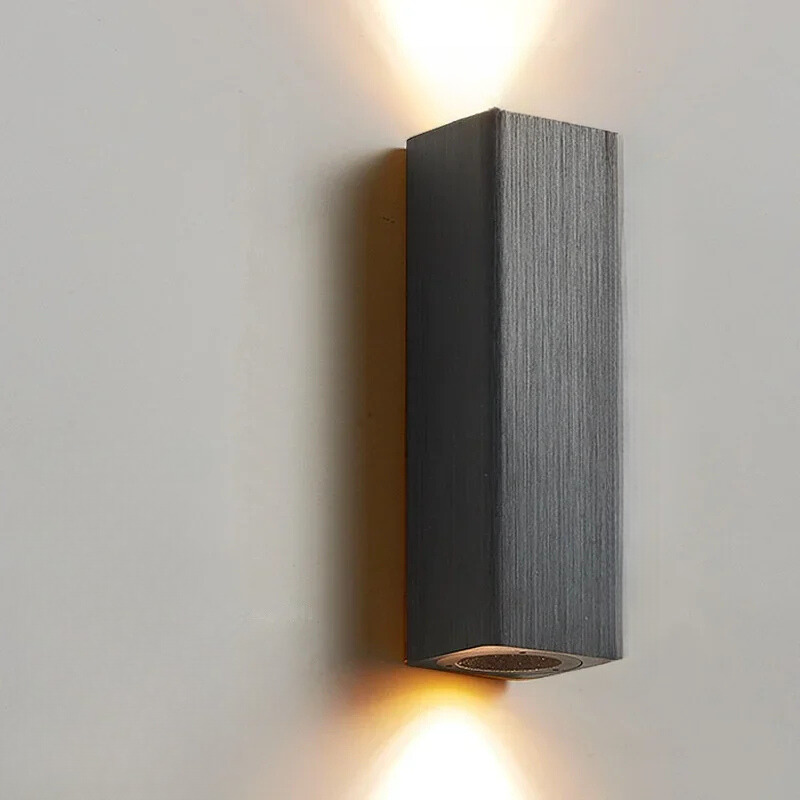 GlowLuxe LED-Wandleuchte - Energieeffizientes modernes Design für Schlafzimmer oder Flur