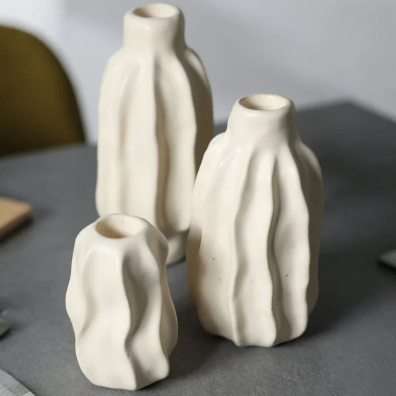 LumoForm Kerzenhalter Modern Skulptur-Design Schwarz für Innenräume