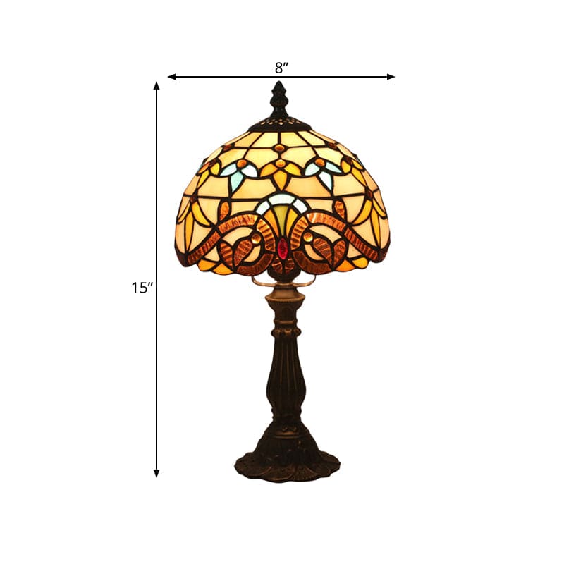 GlasBrise – Tiffany-Glaslampe bunt Bleilinien Wohnzimmer