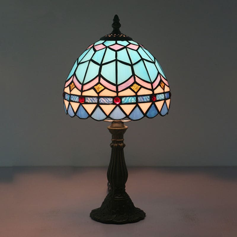 GlasBrise – Tiffany-Glaslampe bunt Bleilinien Wohnzimmer