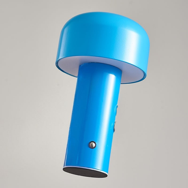 LumaFungo LED Pilzlampe – Kabellos, dimmbar, retro, gold, für Terrasse