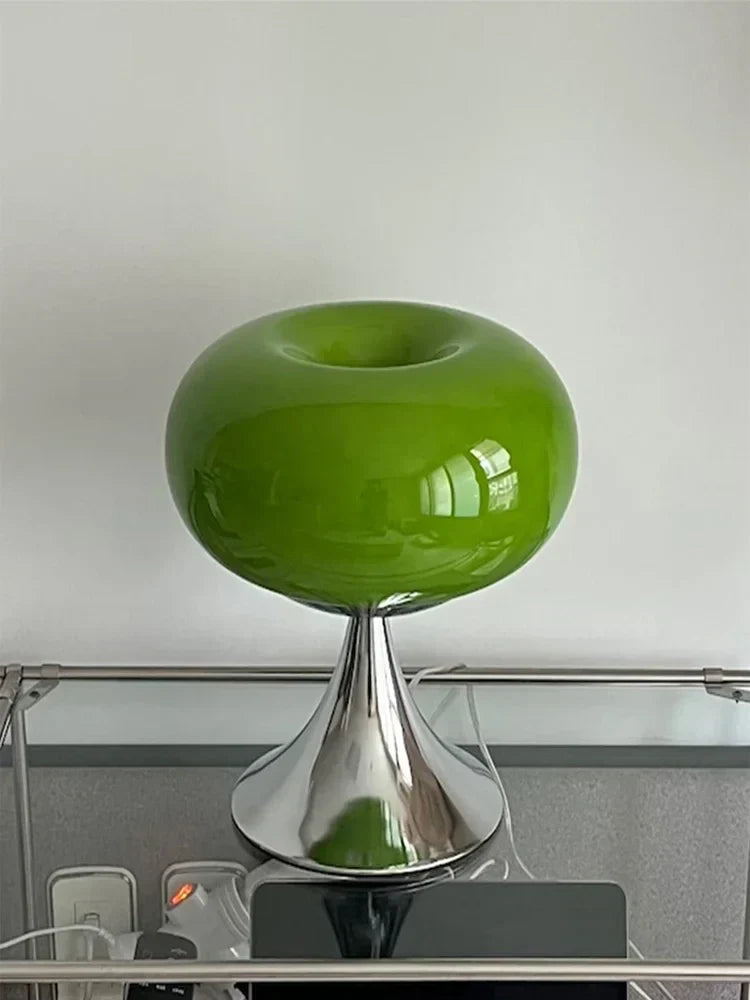 VintageApfel LED Tischlampe – Antikstil Gold Wohnzimmer