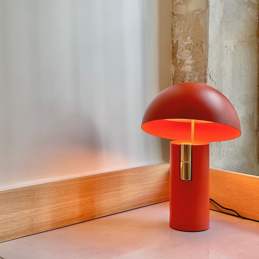 Avano Minimalistische Tischlampe – LED Weiß Perfekt für Wohnzimmer