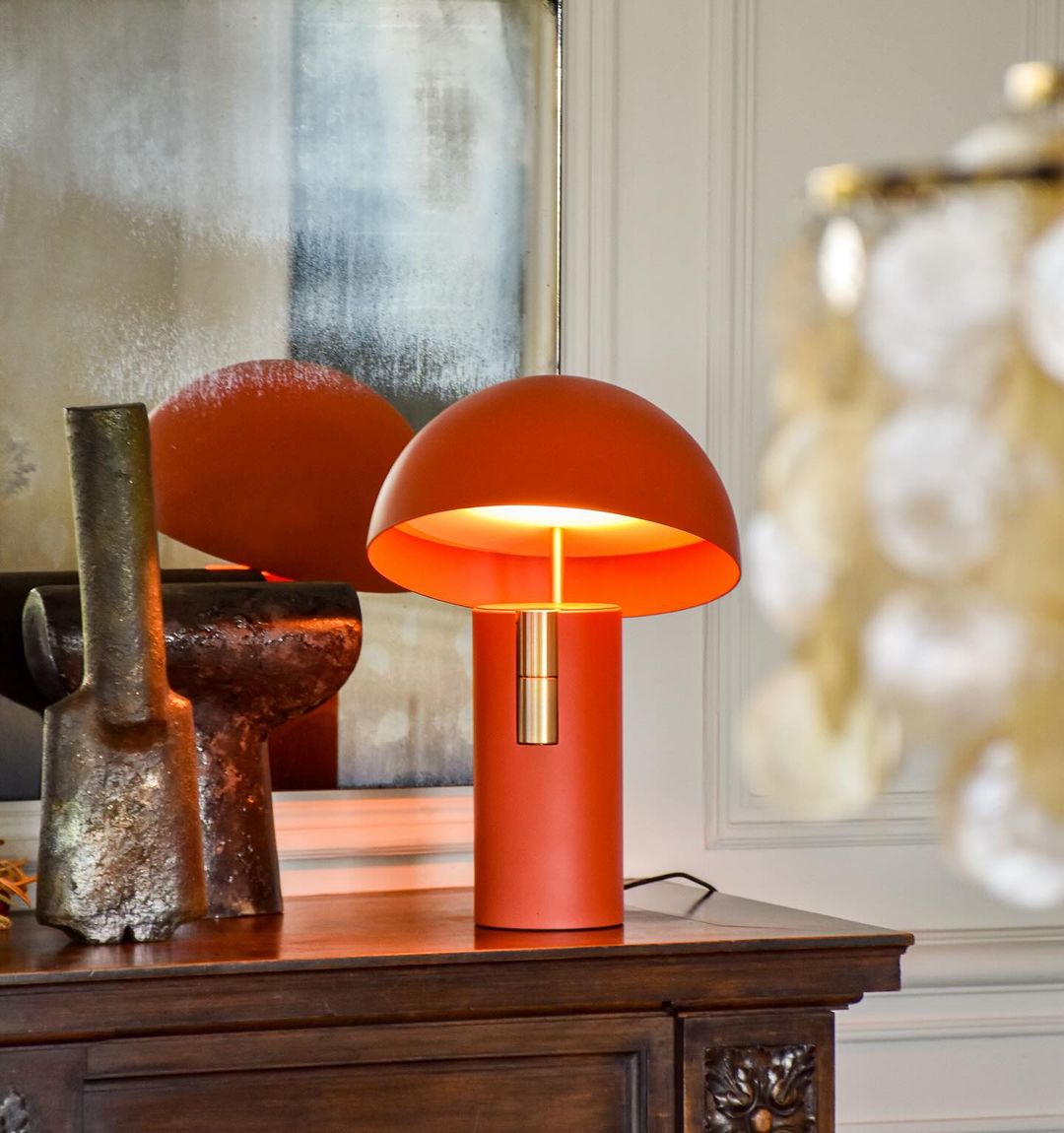 Avano Minimalistische Tischlampe – LED Weiß Perfekt für Wohnzimmer