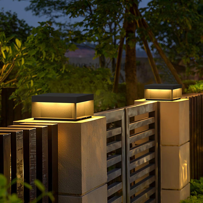 SolarGlow Gartenleuchte Modern LED Solar IP65 Schwarz für Terrasse