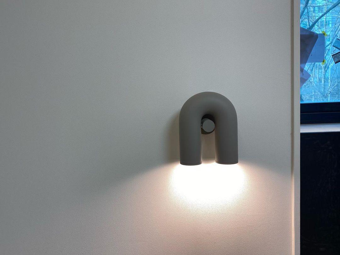 LumaCirkus – Moderne LED Wandleuchte Schwarz Stilvoll für Terrasse
