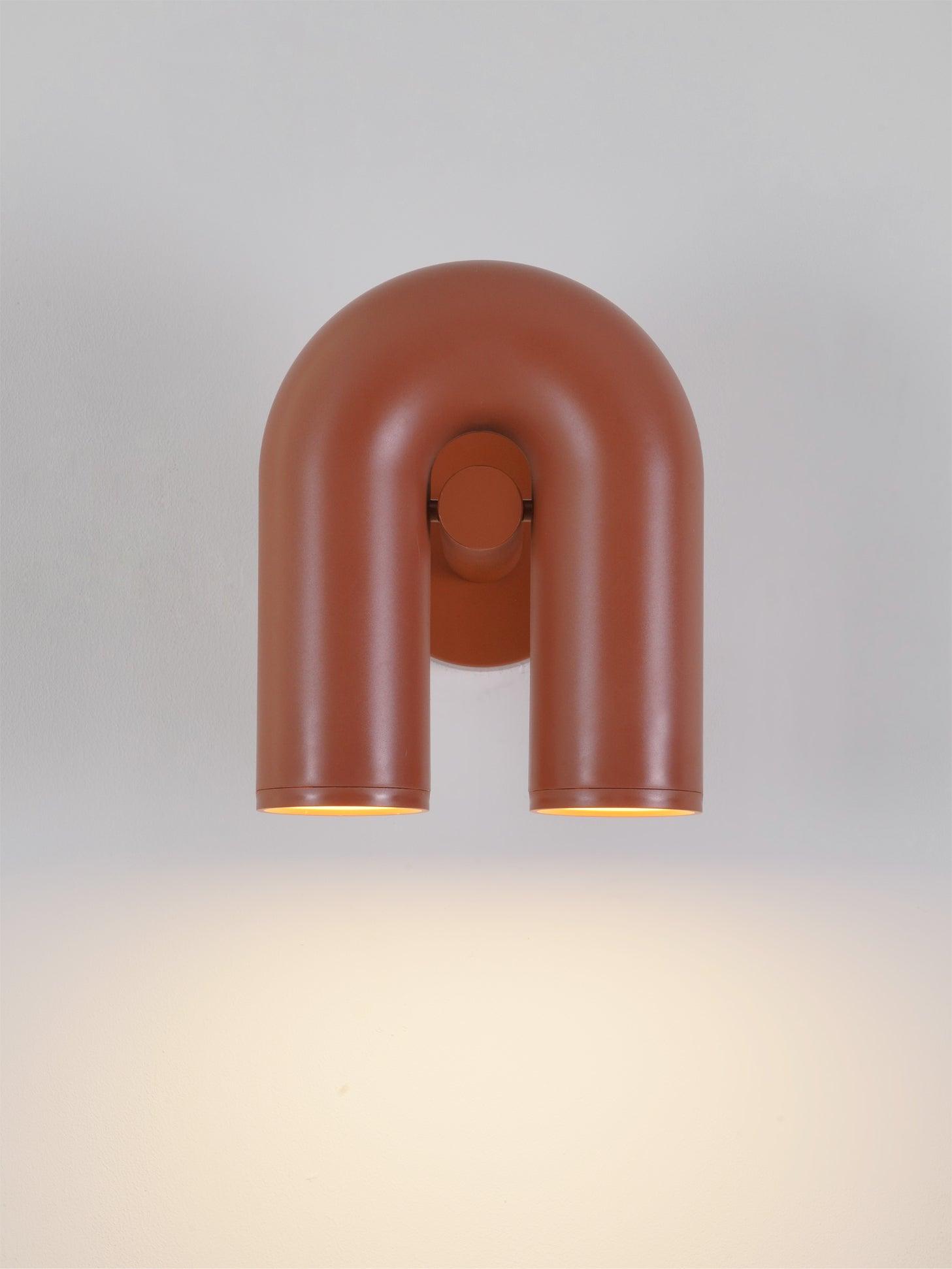 LumaCirkus – Moderne LED Wandleuchte Schwarz Stilvoll für Terrasse