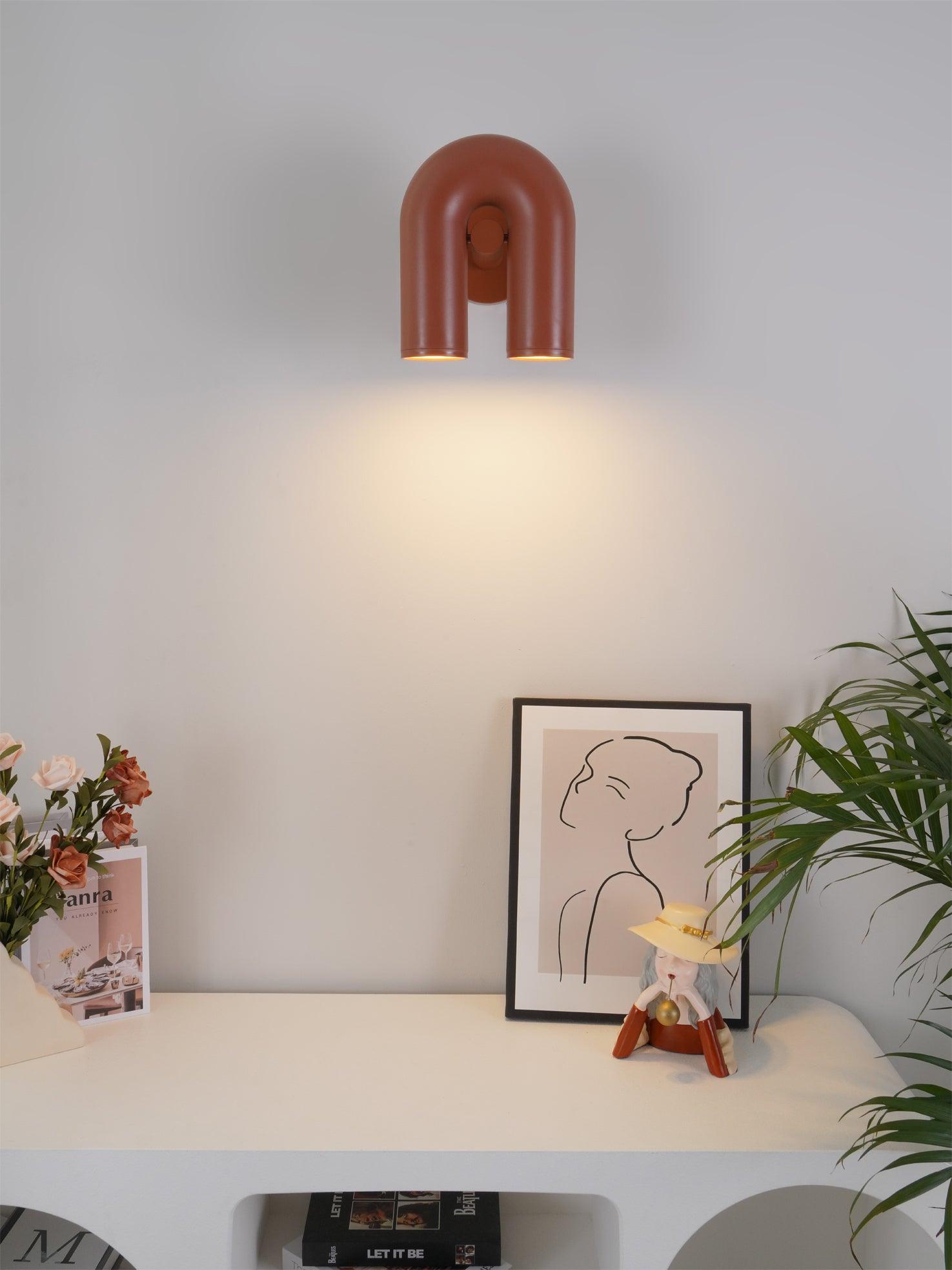 LumaCirkus – Moderne LED Wandleuchte Schwarz Stilvoll für Terrasse