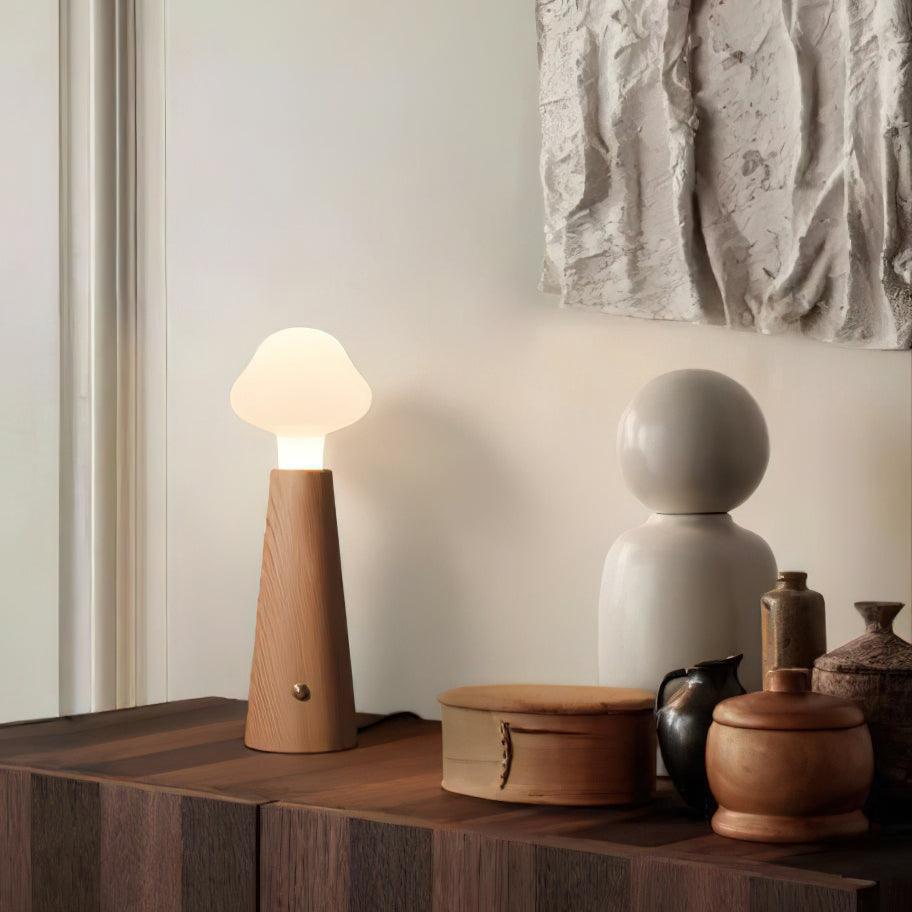 LumoGlow Design-Tischlampe aus Glas – Warmlicht, Weiß, für Wohnzimmer