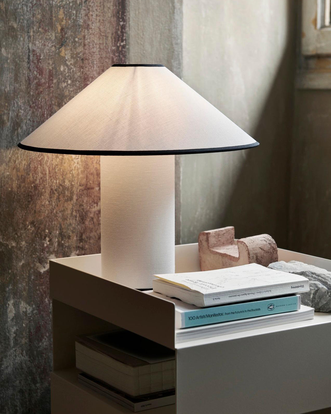 LumiChic Tischlampe – Modern, Stoffschirm, Beige, für Wohnzimmer