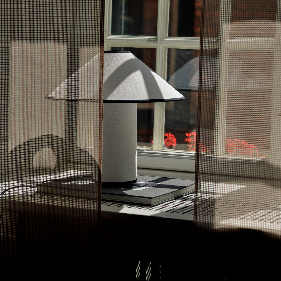 LumiChic Tischlampe – Modern, Stoffschirm, Beige, für Wohnzimmer