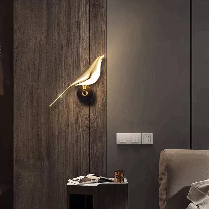 PlumeBright - Skandinavische LED-Vogel-Wandleuchte