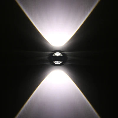 ColorGlow LED-Kristall-Wandleuchte - Luxuriöses Design mit energieeffizientem Licht für den Wohnbereich