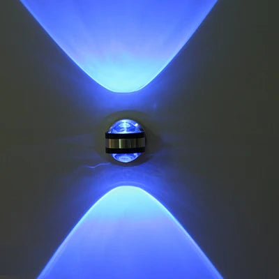 ColorGlow LED-Kristall-Wandleuchte - Luxuriöses Design mit energieeffizientem Licht für den Wohnbereich