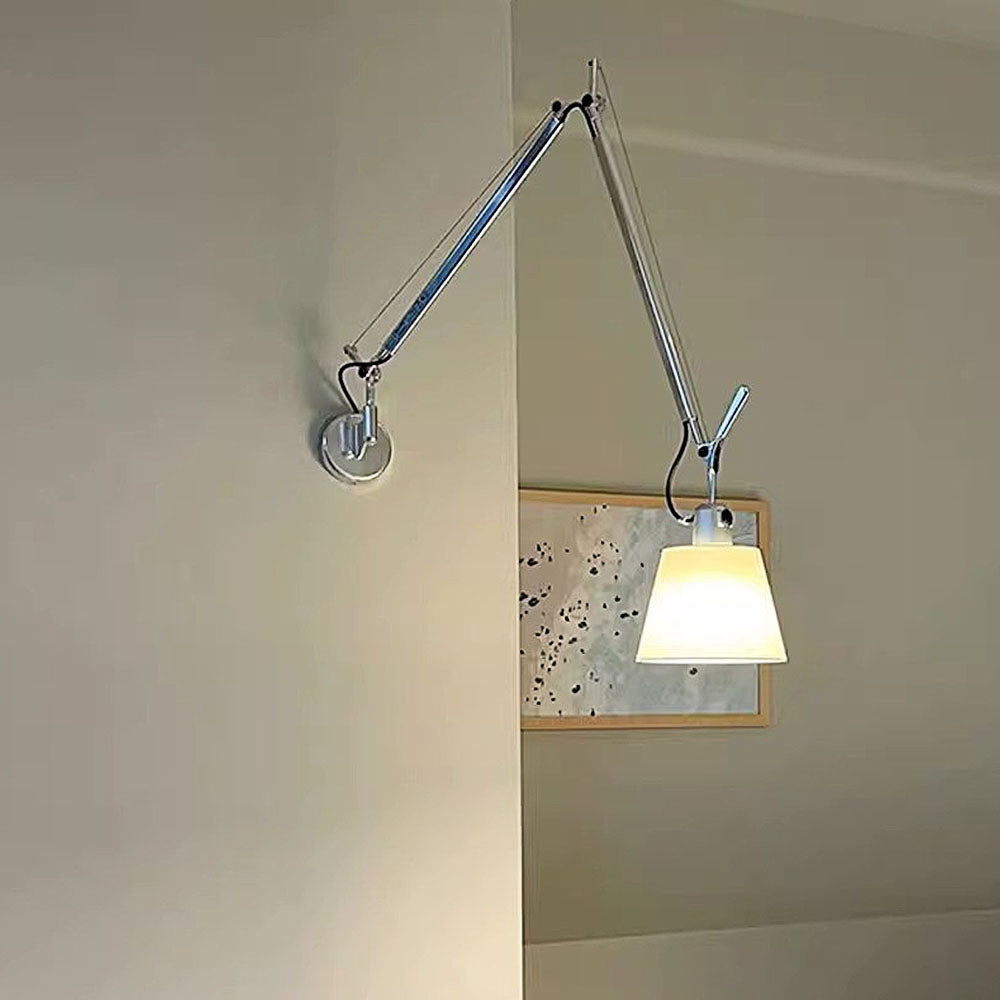 VarioLux LED-Wandleuchte – Dimmbar & Schwenkbar in Silber für Schlafzimmer & Büro