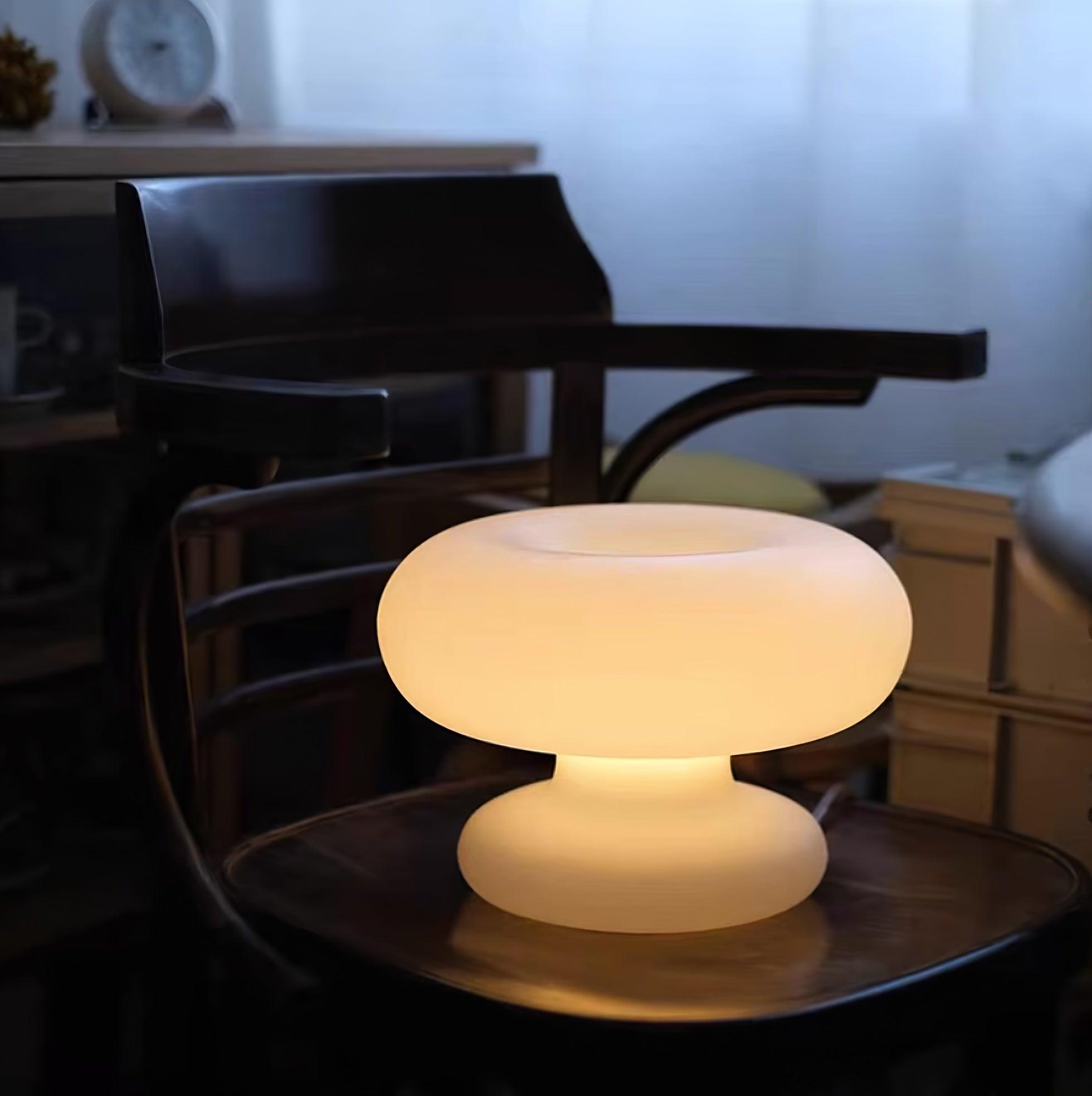 LumiDon Tischlampe – Modern, Donut-Form, Weiß,