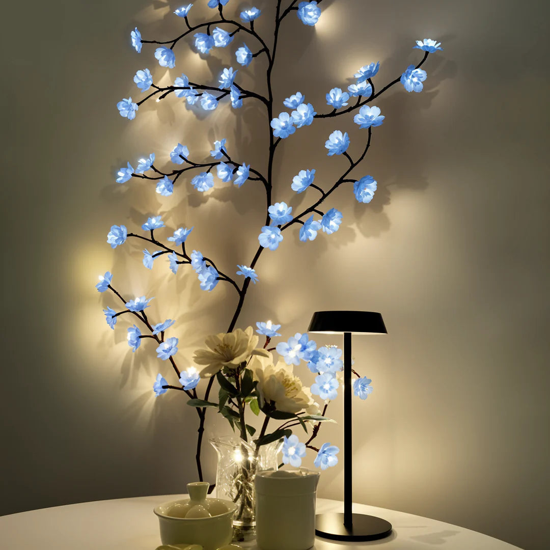 SakuraGlow Wandleuchte Floral LED Warmlicht Gold für Flur
